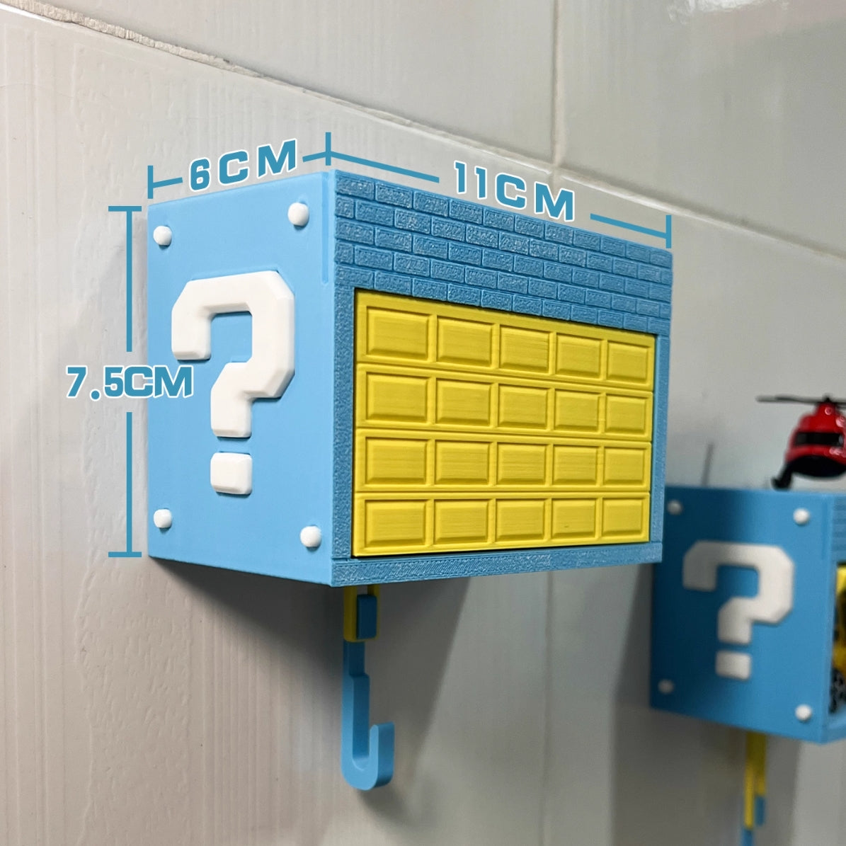Mini Garage Key Holder for 1:64 Scale Cars – Wall Mount Display – Gift for Car Lovers