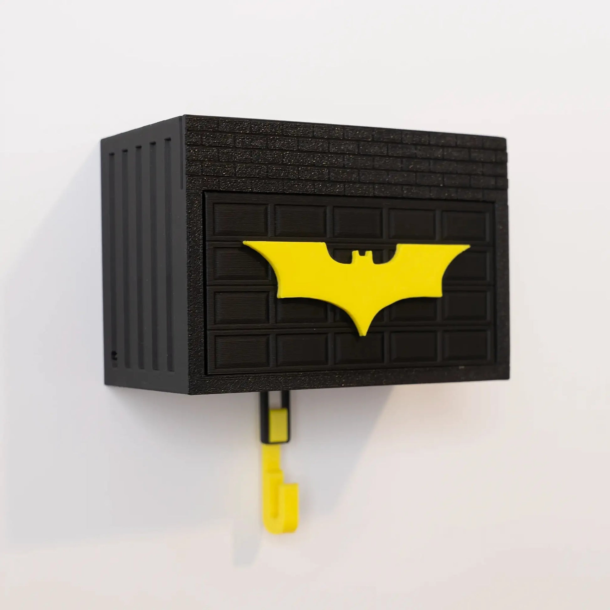 Mini Garage Key Holder for 1:64 Scale Cars – Wall Mount Display – Gift for Car Lovers