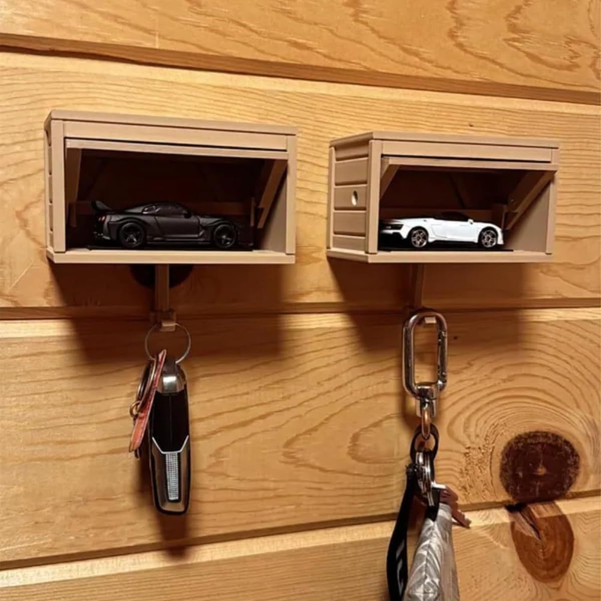 Mini Garage Key Holder for 1:64 Scale Cars – Wall Mount Display – Gift for Car Lovers
